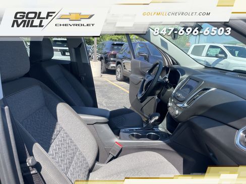 Certified 2024 Chevrolet Equinox LT w/ LPO, Floor Liner Package FWD image 32