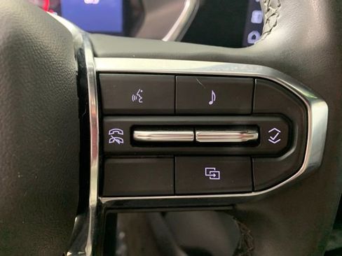 Used 2025 GMC Canyon Elevation AWD/4WD image 20