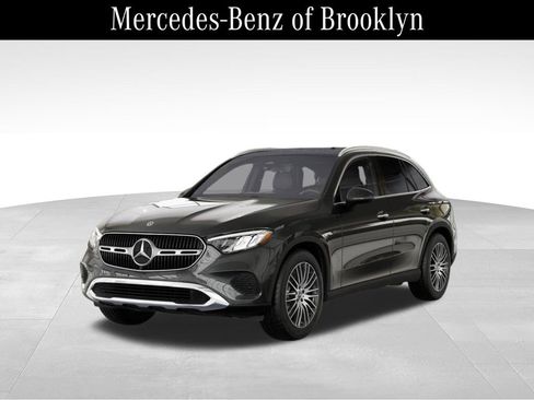 Certified 2025 Mercedes-Benz GLC 300 4MATIC image 40
