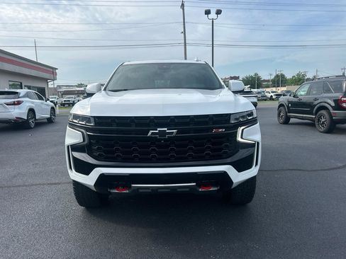 Used 2023 Chevrolet Tahoe Z71 w/ Luxury Package AWD/4WD image 2