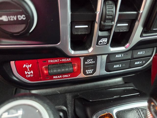 Used 2024 Jeep Wrangler Unlimited Rubicon AWD/4WD image 25