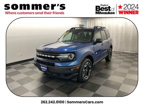 Used 2023 Ford Bronco Sport Outer Banks w/ Tech Package image 2