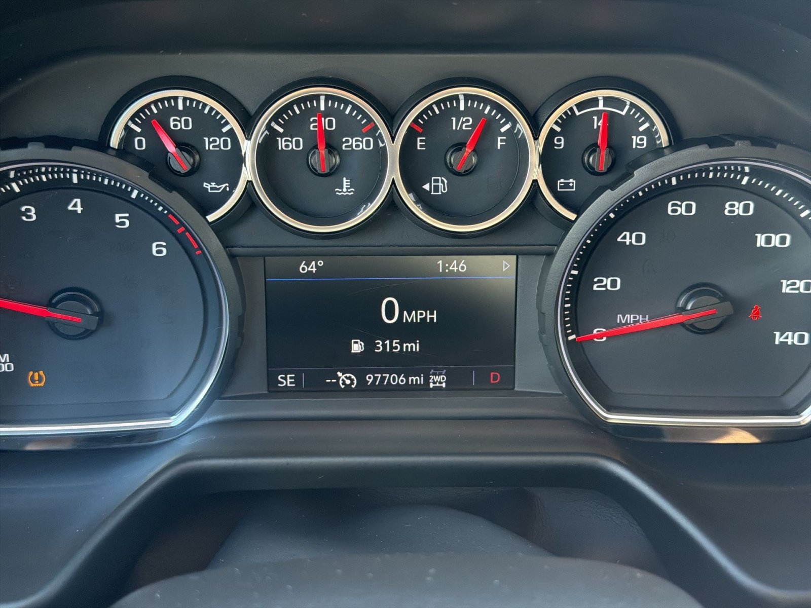 Used 2021 Chevrolet Tahoe LT w/ LT Signature Package AWD/4WD image 17