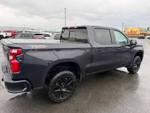 Used 2023 Chevrolet Silverado 1500 LT Trail Boss w/ LT Trail Boss Premium Package AWD/4WD image 5
