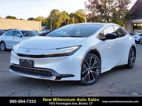 Used 2023 Toyota Prius Limited image 1