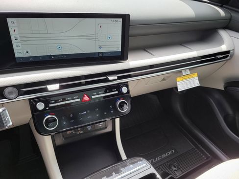 New 2026 Hyundai Tucson Limited AWD/4WD image 19