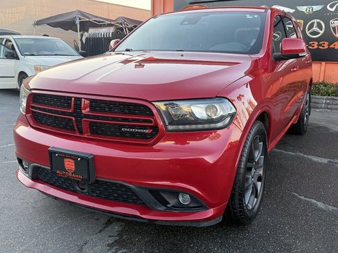 Used 2017 Dodge Durango R/T w/ Technology Group image 3