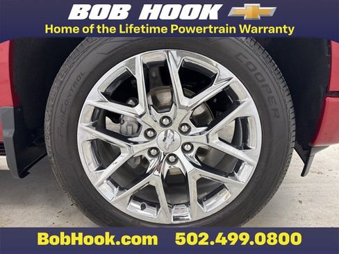 Used 2023 Chevrolet Silverado 1500 High Country w/ Technology Package image 36