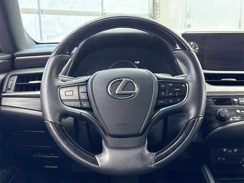 Used 2019 Lexus ES 350 Ultra Luxury image 20