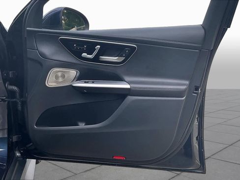 Used 2023 Mercedes-Benz GLC 300 4MATIC image 21
