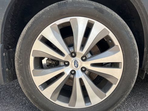 Used 2022 Subaru Ascent Touring AWD/4WD image 14