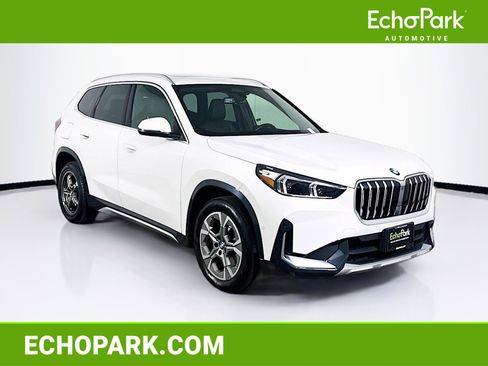 Used 2025 BMW X1 xDrive28i image 1