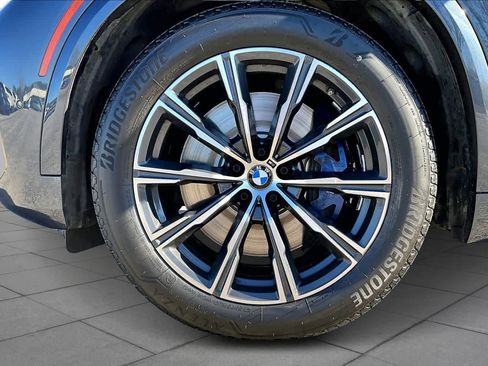 Used 2020 BMW X5 xDrive40i w/ M Sport Package image 11