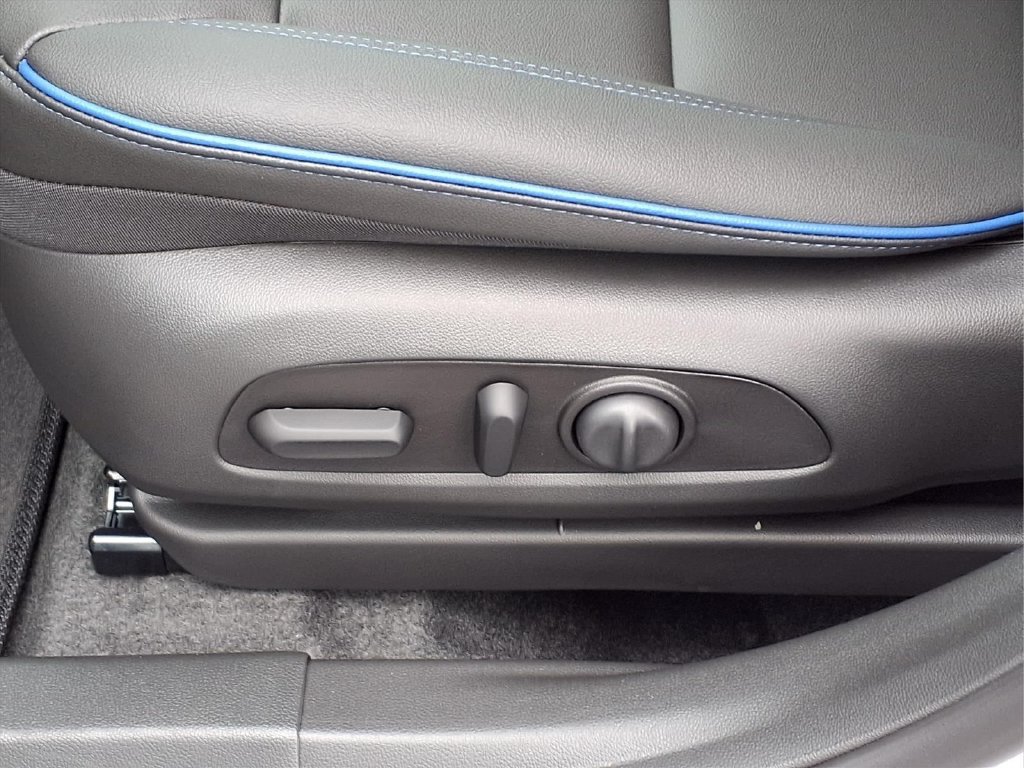 New 2026 Buick Envista Sport Touring w/ Convenience I Package FWD image 14