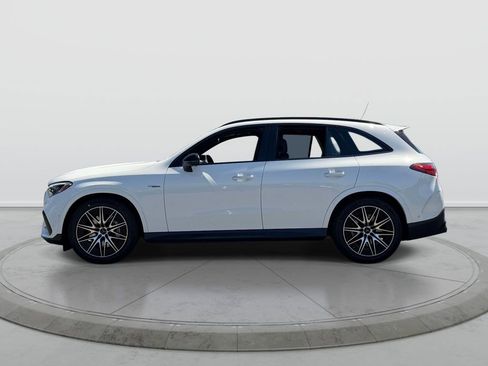 Used 2025 Mercedes-Benz GLC 43 AMG 4MATIC image 4