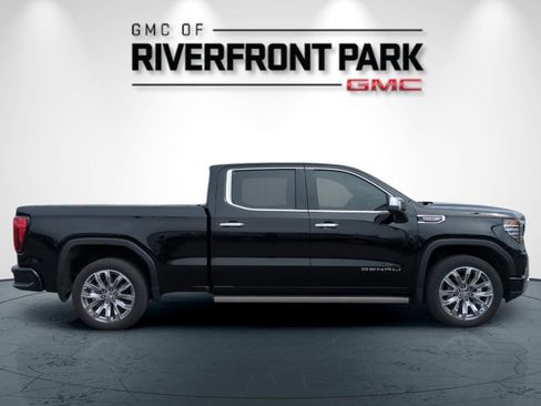 Used 2025 GMC Sierra 1500 Denali w/ Denali Reserve Package AWD/4WD image 2