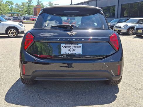 Used 2025 MINI Cooper S image 5