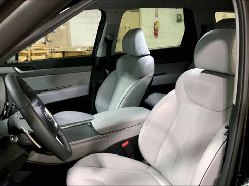 Used 2025 Hyundai Palisade SEL image 8