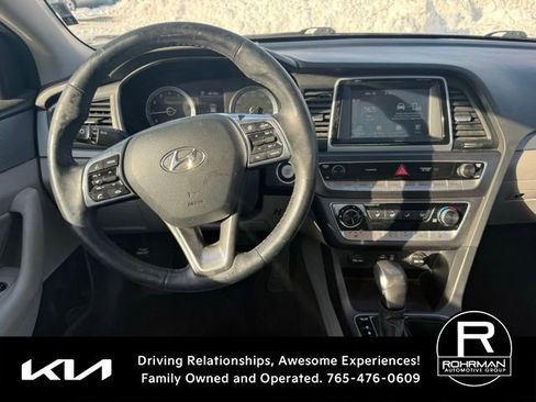 Used 2018 Hyundai Sonata SEL image 10