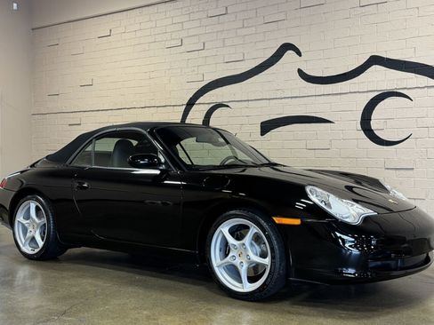 Used 2003 Porsche 911 Carrera RWD image 2
