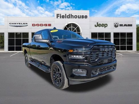 Used 2025 RAM 2500 Big Horn AWD/4WD image 9