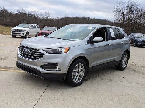 Certified 2022 Ford Edge SEL w/ Convenience Package image 7