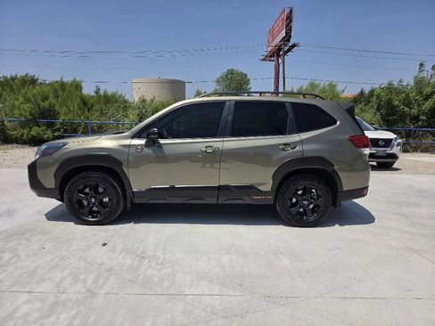 Used 2022 Subaru Forester Wilderness w/ Wilderness Package AWD/4WD image 10
