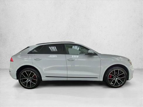 Used 2019 Audi Q8 Prestige w/ Year 1 Package AWD/4WD image 4