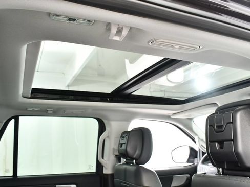 New 2027 Ford Expedition Active AWD/4WD image 18