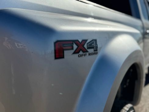 Used 2019 Ford F350 Lariat w/ Lariat Ultimate Package image 6