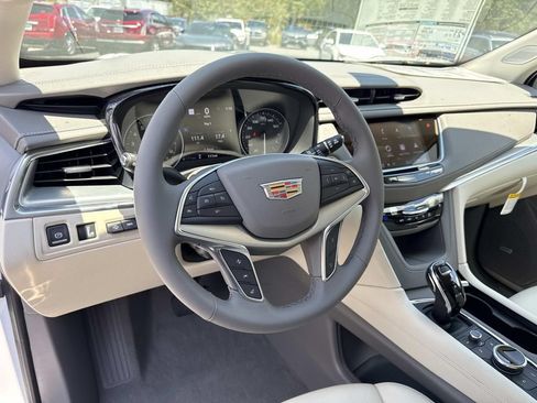 New 2026 Cadillac XT5 Premium Luxury w/ Driver Assist Package FWD image 32