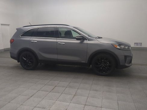 Used 2020 Kia Sorento S AWD/4WD image 11