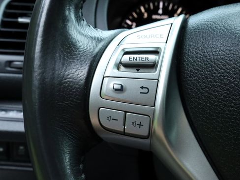 Used 2016 Nissan Altima 2.5 SV image 32