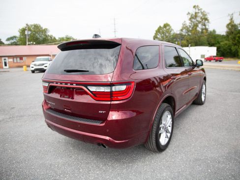 Used 2024 Dodge Durango GT image 4