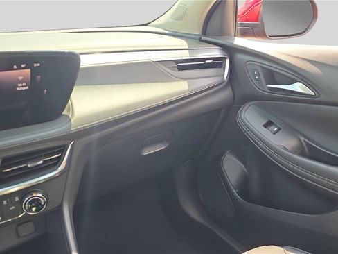 Used 2024 Buick Encore GX Preferred FWD image 23