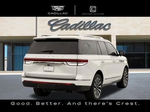 Used 2022 Lincoln Navigator Reserve AWD/4WD image 3