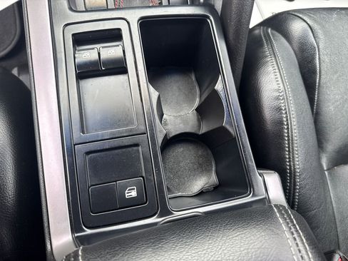 Used 2006 Pontiac GTO image 16