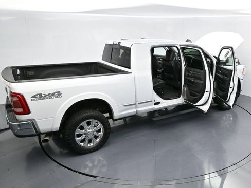 Used 2020 RAM 2500 Limited AWD/4WD image 37