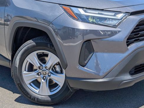 Used 2022 Toyota RAV4 XLE w/ Convenience Package FWD image 10
