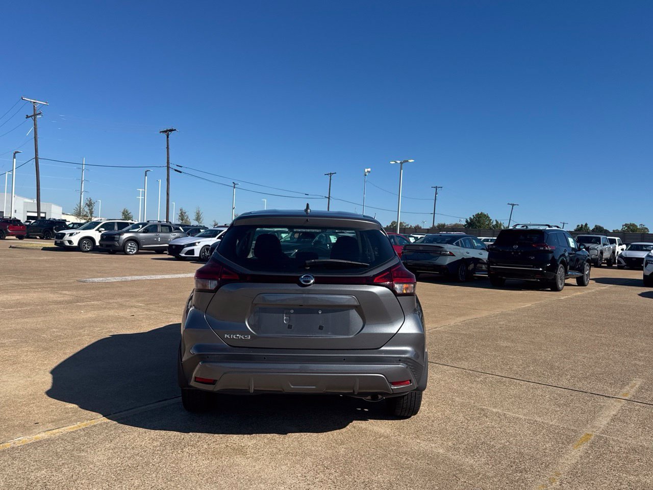 Certified 2021 Nissan Kicks S FWD image 29
