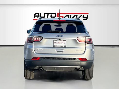 Used 2023 Jeep Compass Limited image 6