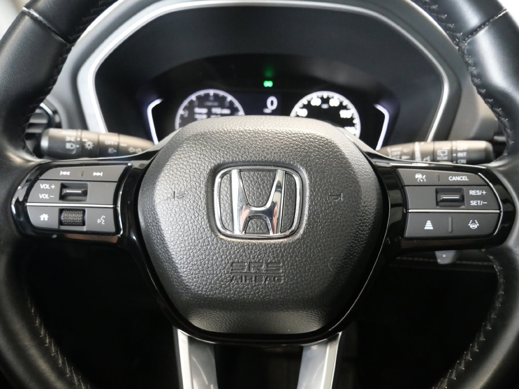 Used 2025 Honda Pilot Touring image 18