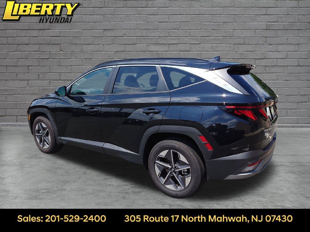 Certified 2026 Hyundai Tucson SEL Plus AWD/4WD image 4