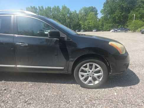 Used 2011 Nissan Rogue SV w/ SL Pkg AWD/4WD image 4