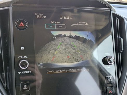 Used 2024 Subaru Crosstrek 2.0i Premium image 9