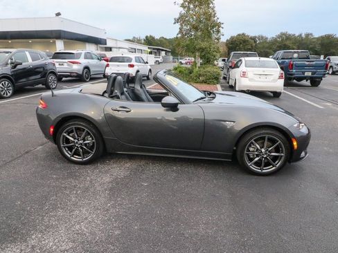 Used 2021 MAZDA MX-5 Miata Grand Touring image 11