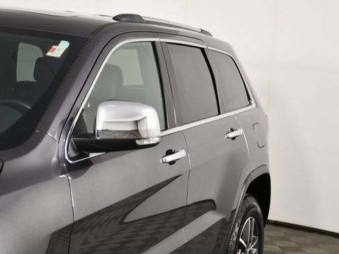 Used 2021 Jeep Grand Cherokee Limited w/ Trailer Tow Group IV image 13