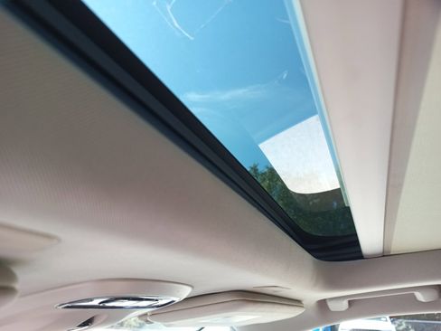 Used 2019 Volvo XC90 T6 Momentum w/ Protection Package Premier image 16