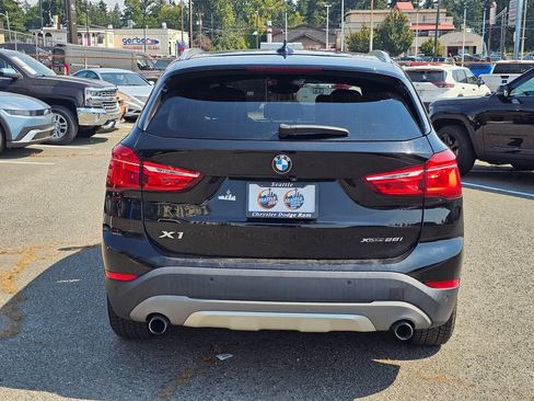 Used 2019 BMW X1 xDrive28i w/ Convenience Package AWD/4WD image 6