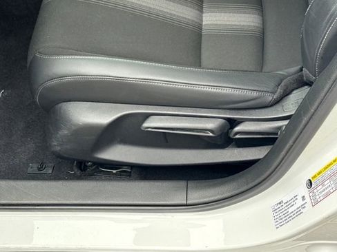 Used 2022 Honda Civic Sport image 4